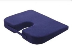 Jastuk za sjedenje s otvorom za trticu OMC